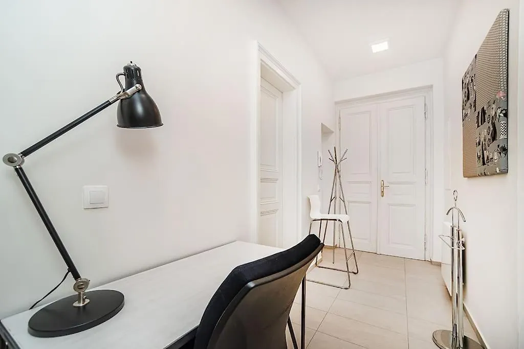 Incredibly Cozy And Spacious Apt Prague 0*,  Czech Republic