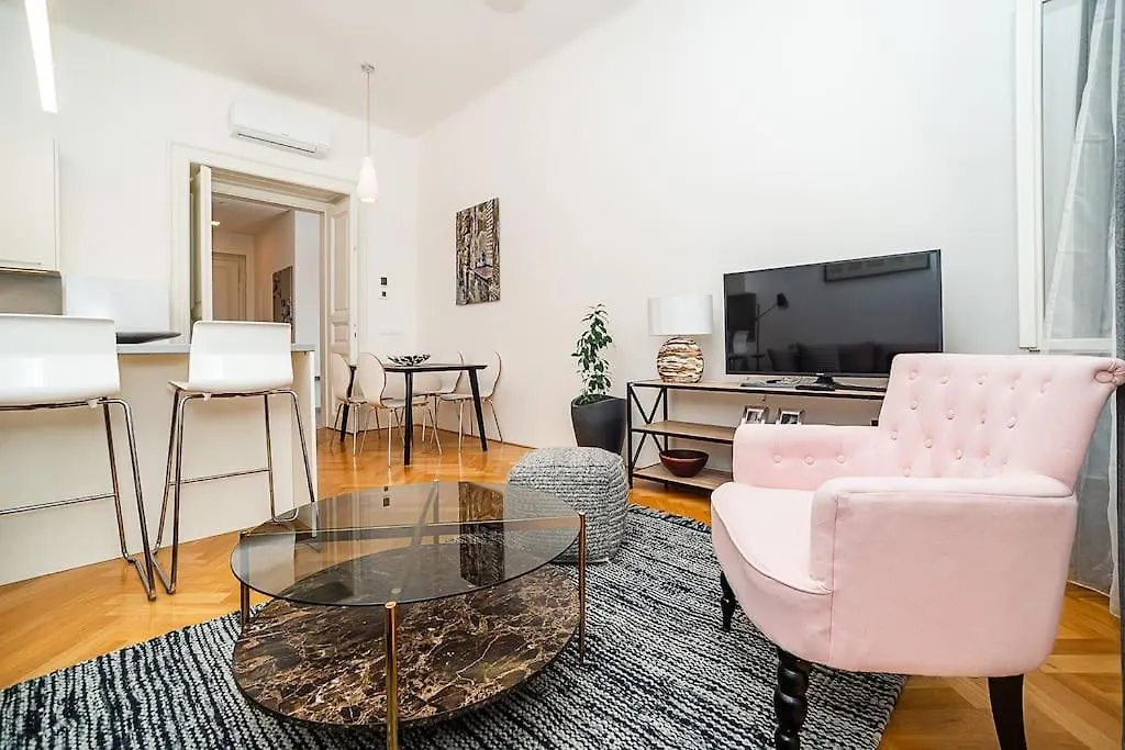 Incredibly Cozy And Spacious Apt Prague 0*,  Czech Republic