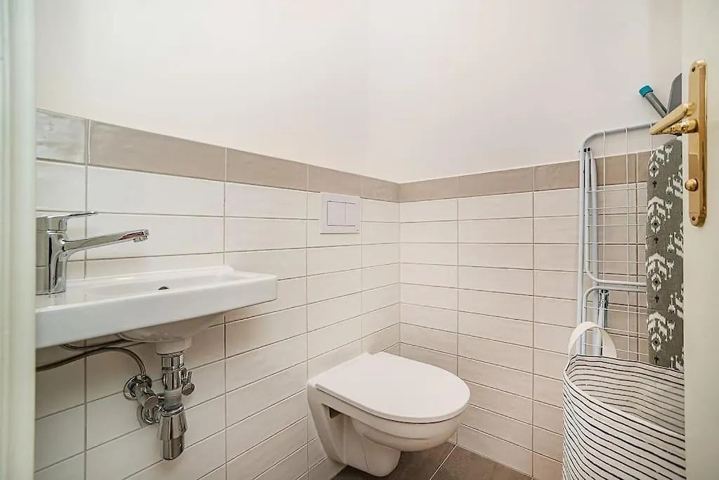 Appartement Incredibly Cozy And Spacious Apt Praag